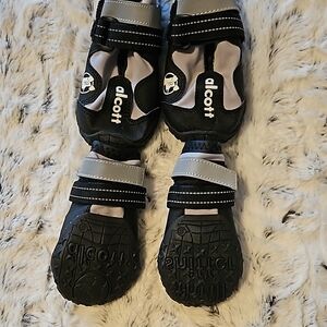 New Alcott Dog Shoes with Velcro Closure